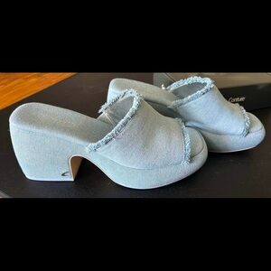 SOLD…….Sam Edelman platform shoes